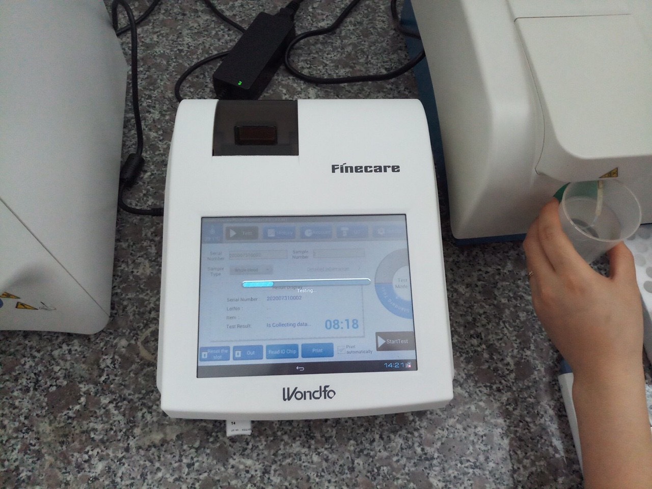 Máy miễn dịch huỳnh quang Wondfo Finecare plus FS113